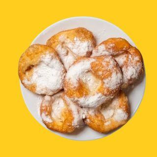 Мини мекички с пудра захар (20 бр)