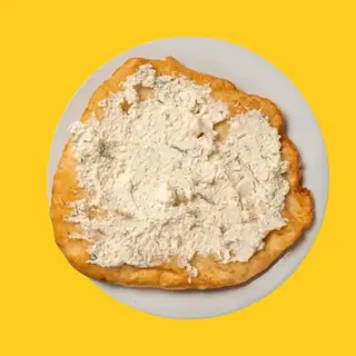 Мекица с родопска смес