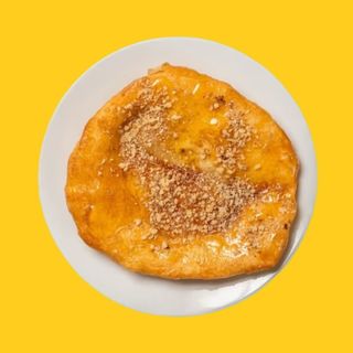 Мекица с мед и орехи