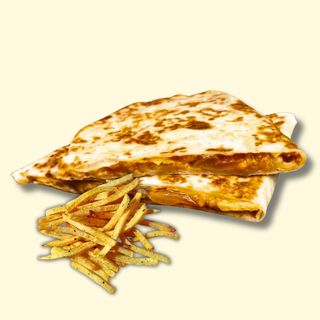 Комбо със зеленчукова кесадия и картофки