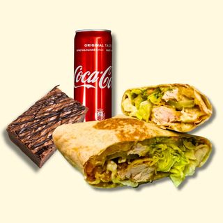 Комбо с пилешко бурито, десерт и напитка