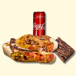 Комбо с телешко бурито, десерт и напитка