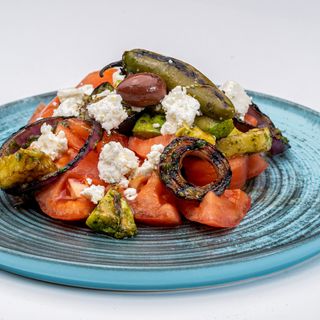 Салата Българска