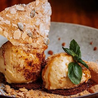 Десерт Малкия Париж (180г)