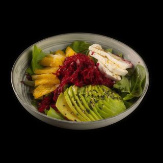 Салата с цвекло, козе сирене и портокал (300г)