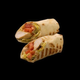 Тортила с пилешко филе (300г)