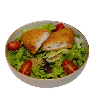 Салата с киноа и хрупкава риба (350гр)