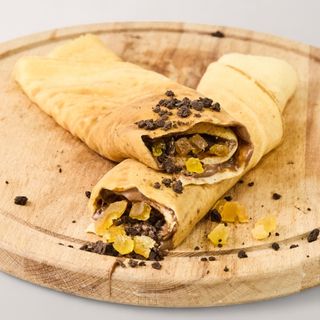 Шоколад, бисквити “Орео” и портокалови корички