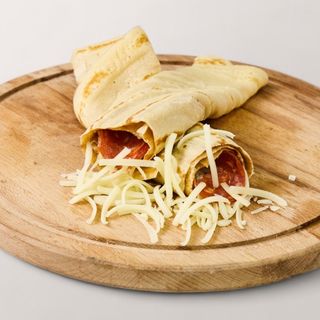 Кашкавал и пеперони