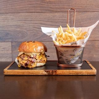 Veggie Joy Burger + Картофки