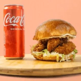 Crunch Teriyaki Burger + Coca Cola