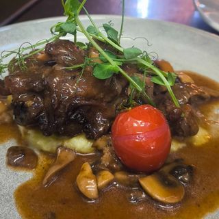 Свинско джоланче с картофено пюре