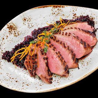 Патешко магре с нар и орехи (350г)