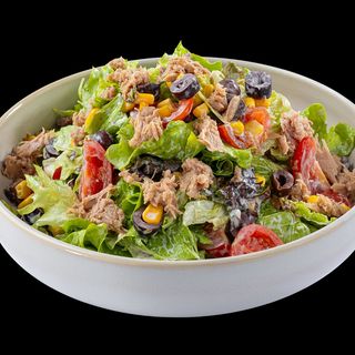 Салата с риба тон (400г)