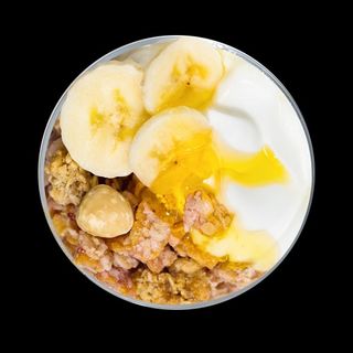 Гръцки йогурт с шоколад и банан (200г.)