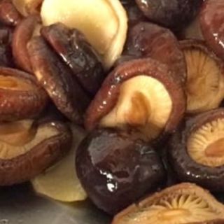 109-Свинско в ароматни гъби (500г)