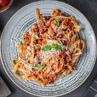 Паста с телешко (400г)