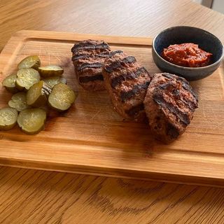 Конски кюфтенца 