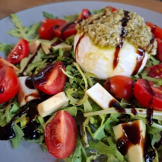 Салата Бурата 