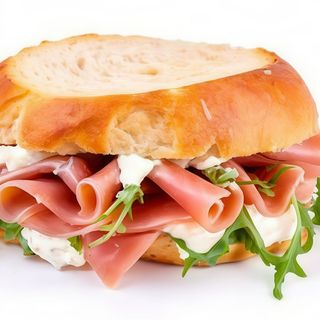 Чабата бекон и синьо сирене