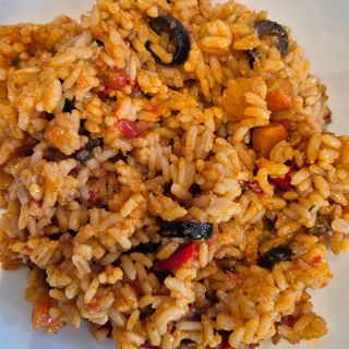 Ориз с домати и маслини (400г)