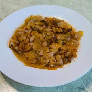 Боб с кисело зеле