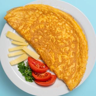 Омлет с кашкавал (300г)