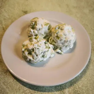 Млечна салата (200г)