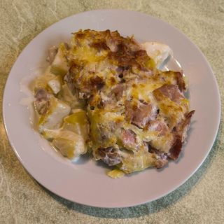 Картофи с бекон и сметана (350г)