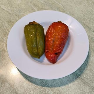 Пълнени чушки с кайма и ориз (350г)