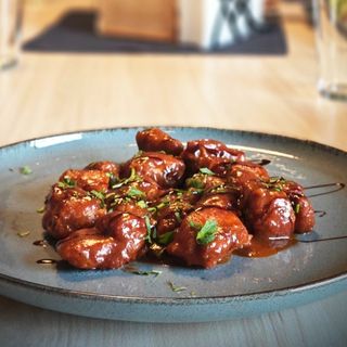 СВИНСКИ ВЪЛЧИ ХАПКИ  350г