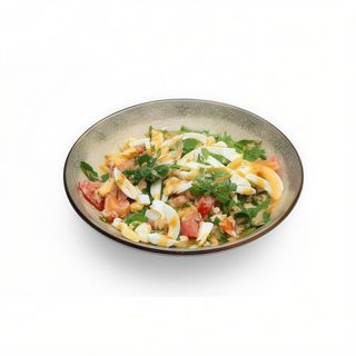 Салата спанак с киноа (400г)