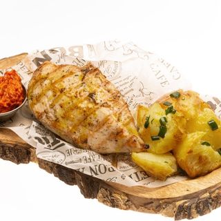 Пилешко филе (380г)