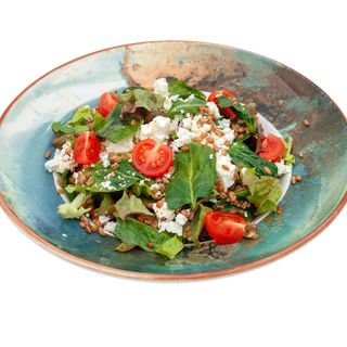 Спаначена салата с лимец