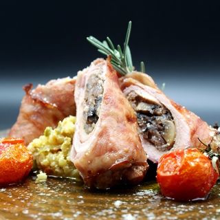 Пълнено свинско бонфиле (350гр)