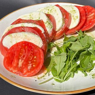 Салата Капрезе (400г)