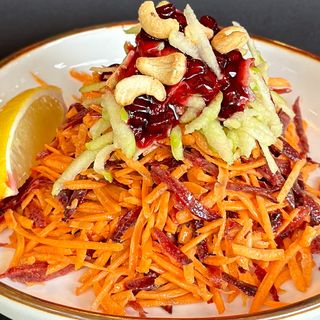 Енергийна салата (400г)