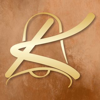 Свински шницели от филе с картофи по селски и чеснов сос (350г)