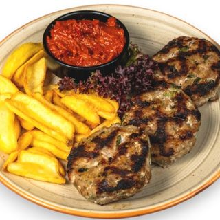 Домашни кюфтенца BBQ (3бр-350г)