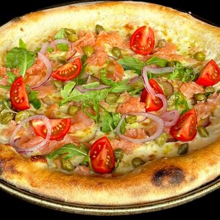 Пица с пушена сьомга (450г)