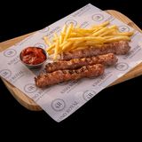 ТРОЙКА КЕБАПЧЕТА С ПЪРЖЕНИ КАРТОФИ