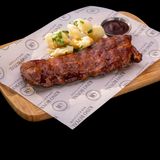 БАВНО ГОТВЕНИ СВИНСКИ РЕБРА С ПЕЧЕНИ КАРТОФИ