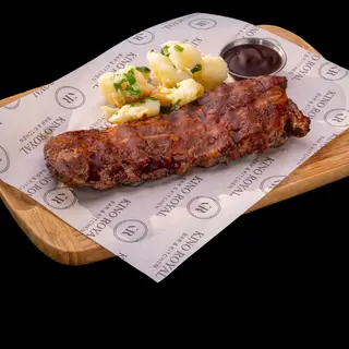 БАВНО ГОТВЕНИ СВИНСКИ РЕБРА С ПЕЧЕНИ КАРТОФИ