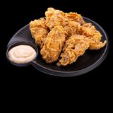 ХРУПКАВИ ПИЛЕШКИ КРИЛЦА СЪС СПАЙСИ МАЙОНЕЗА