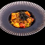 НУДЪЛС СЪС СЬОМГА И ЕДАМАМЕ