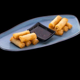 ПРОЛЕТНИ РУЛЦА СЪС ЗЕЛЕНЧУЦИ