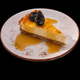 ПЕЧЕН ЧИЙЗКЕЙК СЪС СЕЗОННИ ПЛОДОВЕ