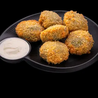 СПАНАЧЕНИ КЮФТЕНЦА С МЛЕЧЕН СОС