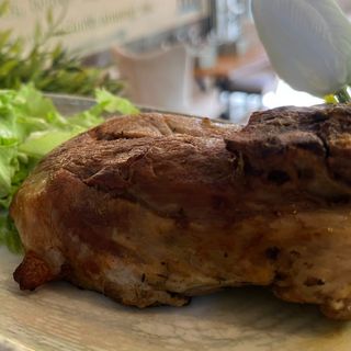 АГНЕШКИ БУТ НА ПЕЩ - БЪЛГАРСКИ С КОМПЛИМЕНТ ПРОЛЕТНА САЛАТА
