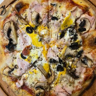 Пица Капричоза (26см)